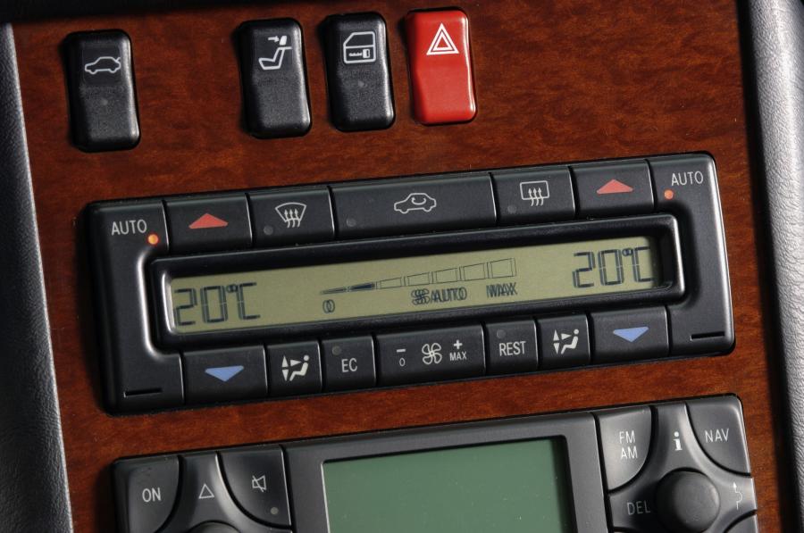  Mercedes-Benz S-Class 1991 года  (фото 53 из 69)